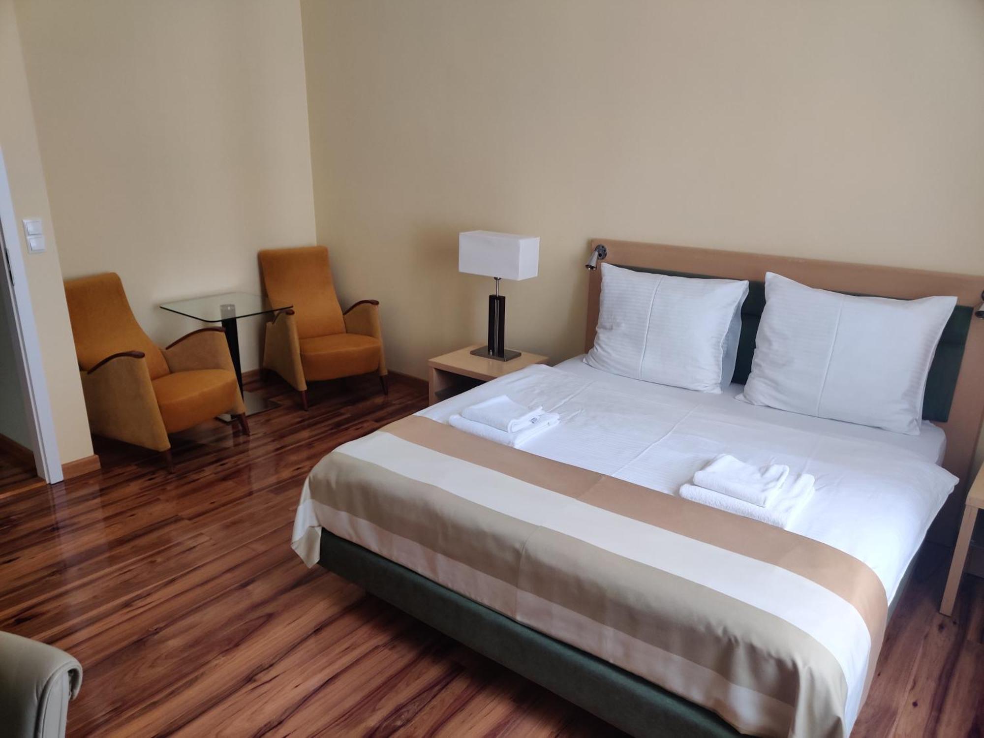 Apartamenty Tessa Jagiellonska Katowice Kültér fotó